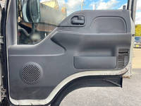 いすゞエルフ冷凍車（冷蔵車）小型（2t・3t）[写真20]