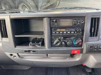 いすゞエルフ冷凍車（冷蔵車）小型（2t・3t）[写真30]