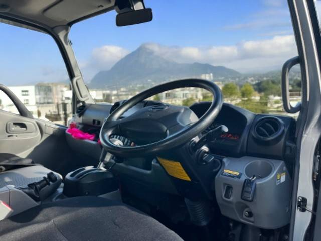 日野デュトロクレーン4段小型（2t・3t）[写真32]