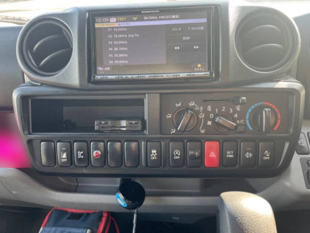 日野デュトロクレーン4段小型（2t・3t）[写真34]