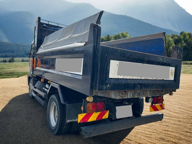 日野レンジャーダンプ増トン（6t・8t）[写真04]