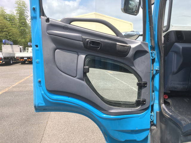 日野レンジャーダンプ増トン（6t・8t）[写真30]