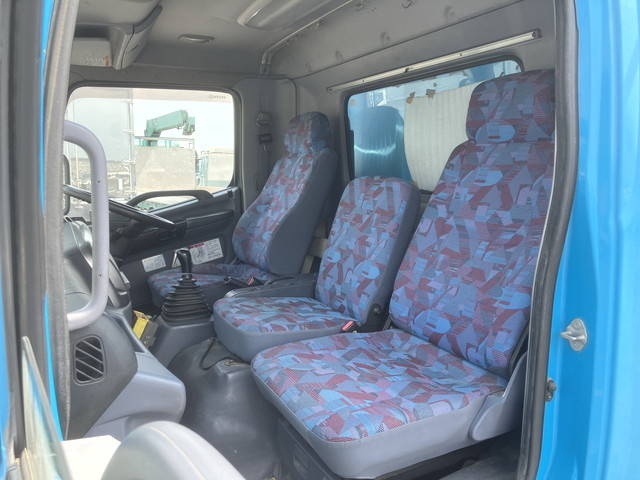 日野レンジャーダンプ増トン（6t・8t）[写真33]