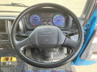 日野レンジャーダンプ増トン（6t・8t）[写真38]