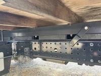 三菱ふそうキャンター平ボディ小型（2t・3t）[写真16]