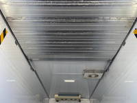 三菱ふそうキャンター冷凍車（冷蔵車）小型（2t・3t）[写真12]