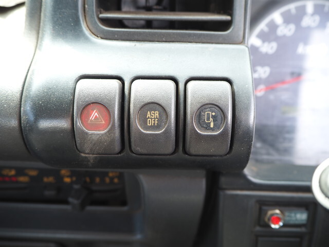 いすゞエルフクレーン5段小型（2t・3t）[写真37]