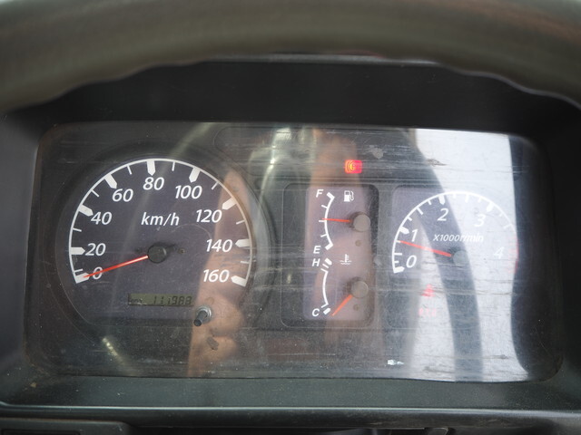 いすゞエルフクレーン5段小型（2t・3t）[写真39]