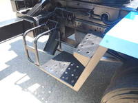 三菱ふそうキャンター高所作業車小型（2t・3t）[写真25]