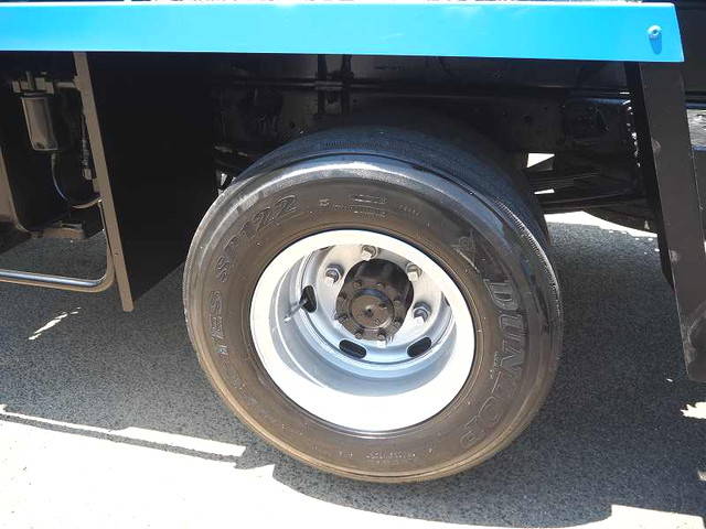 三菱ふそうキャンター高所作業車小型（2t・3t）[写真29]