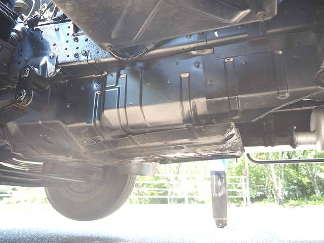 三菱ふそうキャンター高所作業車小型（2t・3t）[写真32]