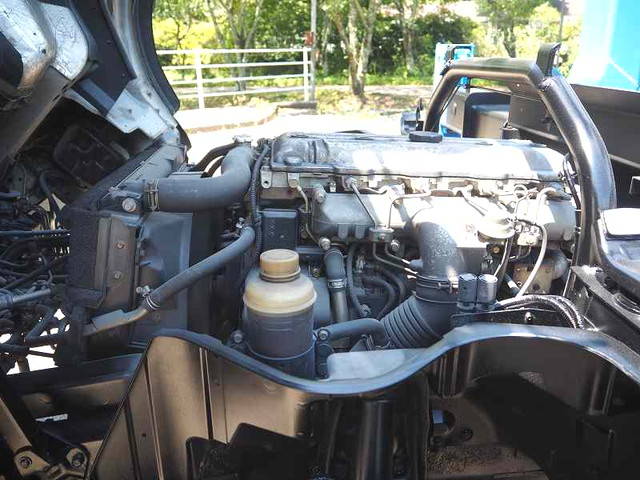 三菱ふそうキャンター高所作業車小型（2t・3t）[写真33]