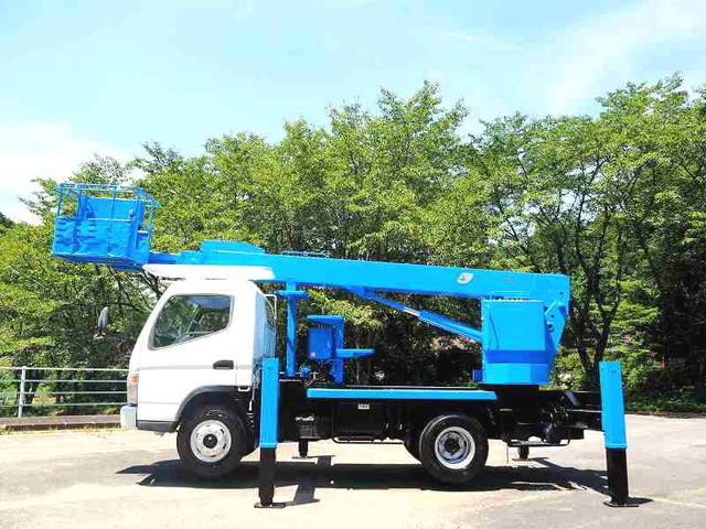 三菱ふそうキャンター高所作業車小型（2t・3t）[写真05]