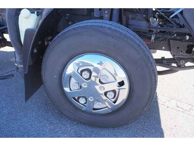 いすゞエルフセーフティローダー小型（2t・3t）[写真10]