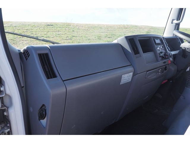 いすゞエルフセーフティローダー小型（2t・3t）[写真31]