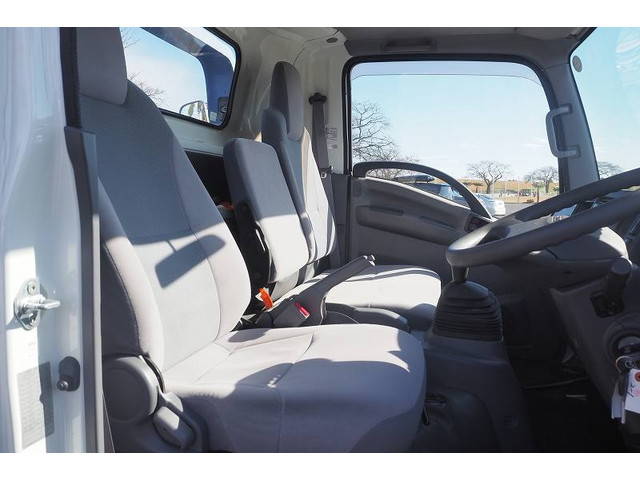 いすゞエルフセーフティローダー小型（2t・3t）[写真35]