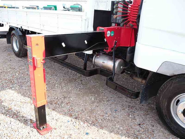 三菱ふそうファイタークレーン6段中型（4t）[写真17]