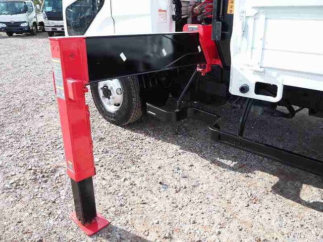 三菱ふそうファイタークレーン6段中型（4t）[写真18]