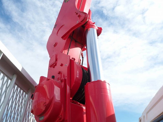 三菱ふそうファイタークレーン6段中型（4t）[写真23]