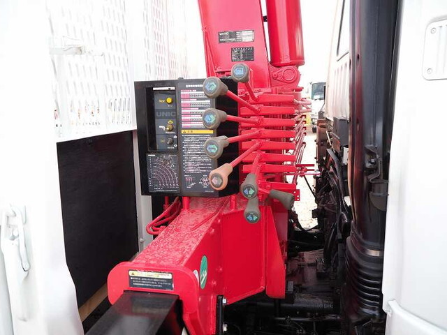 三菱ふそうファイタークレーン6段中型（4t）[写真25]