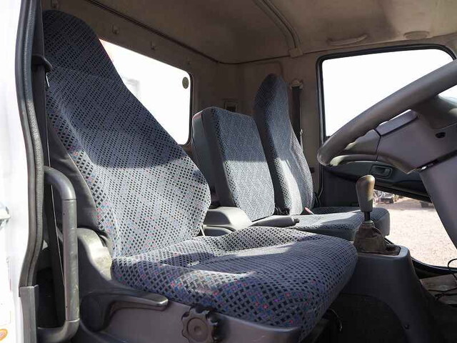 三菱ふそうファイタークレーン6段中型（4t）[写真37]