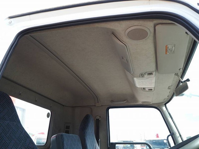 三菱ふそうファイタークレーン6段中型（4t）[写真38]