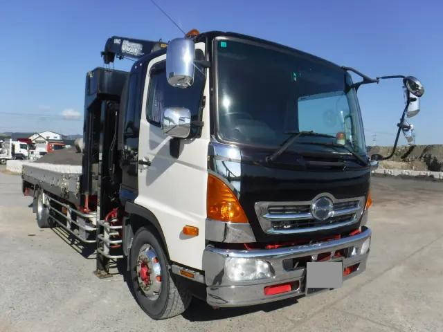 日野レンジャーセルフクレーン4段増トン（6t・8t）[写真03]