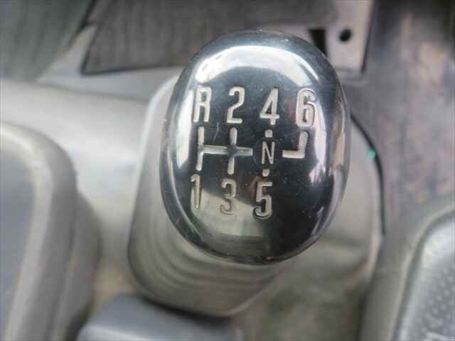 いすゞフォワード深ダンプ（土砂禁ダンプ）中型（4t）[写真25]