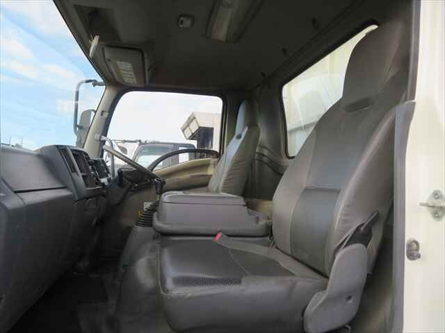 いすゞフォワード深ダンプ（土砂禁ダンプ）中型（4t）[写真28]