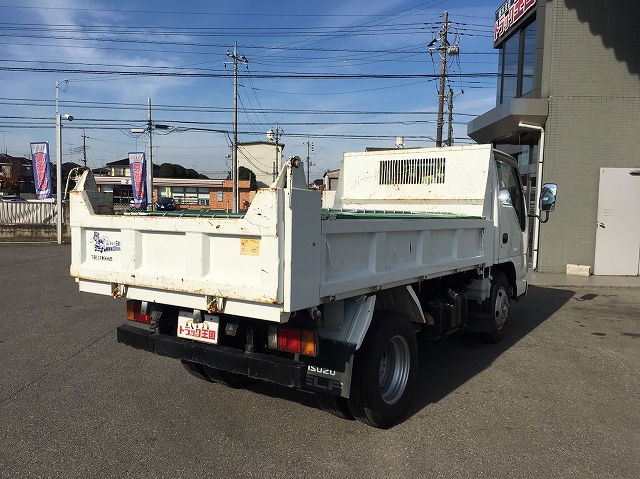 いすゞエルフダンプ小型（2t・3t）[写真02]