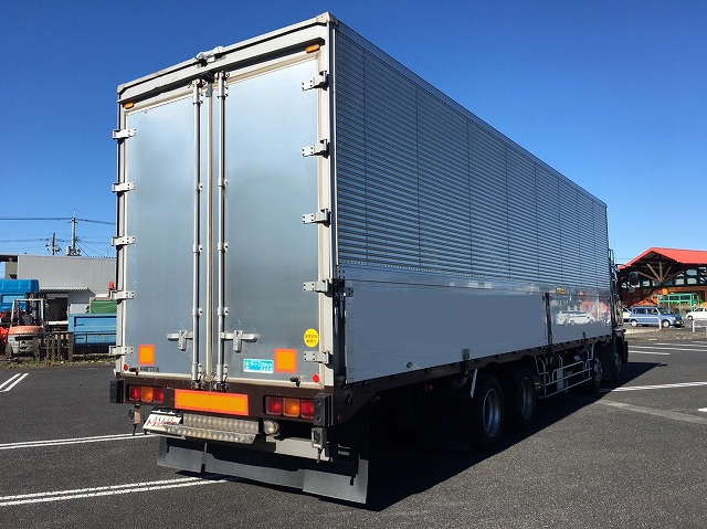 日野プロフィアアルミウイング大型（10t）[写真02]