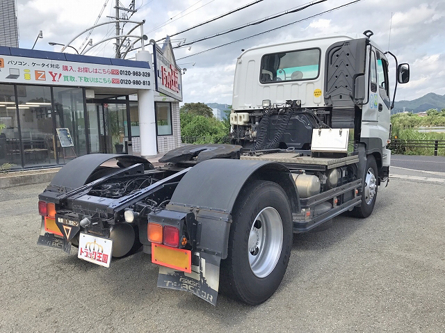 いすゞギガトレーラーヘッド（トラクターヘッド）大型（10t）[写真02]