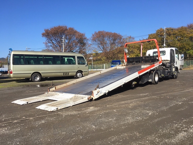 いすゞエルフセーフティローダー小型（2t・3t）[写真02]