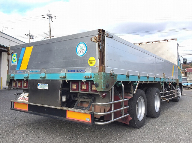 三菱ふそうファイターアルミブロック増トン（6t・8t）[写真02]