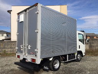 いすゞエルフアルミバン小型（2t・3t）[写真02]