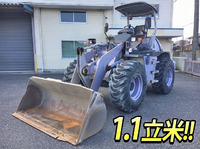 日立タイヤショベル（ホイルローダー）[写真01]