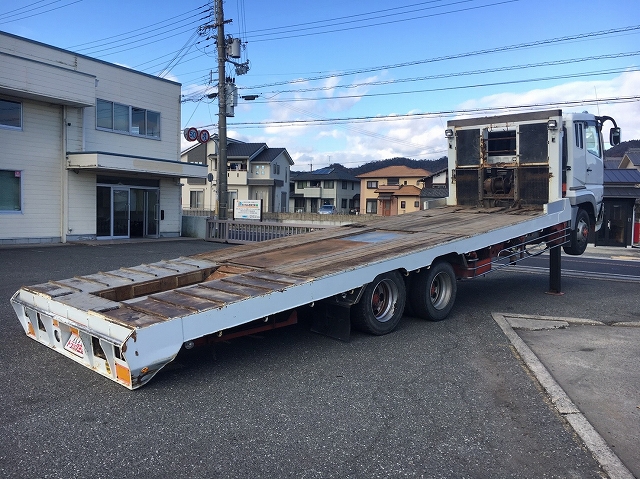 三菱ふそうスーパーグレートセルフローダー大型（10t）[写真02]