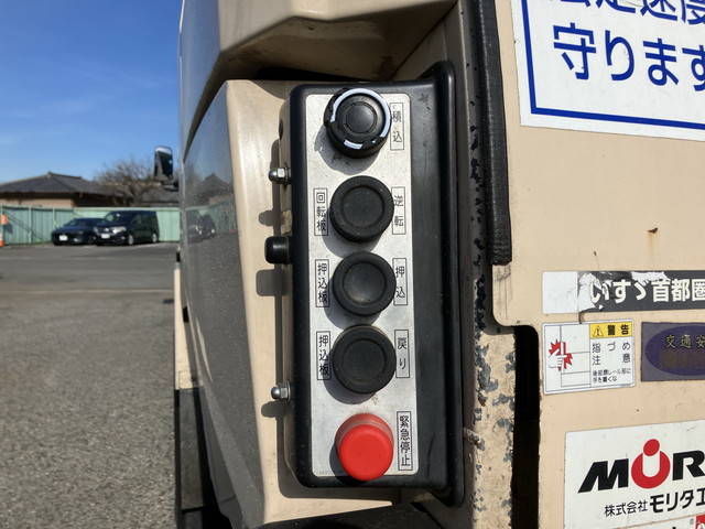 いすゞエルフパッカー車（塵芥車）小型（2t・3t）[写真19]