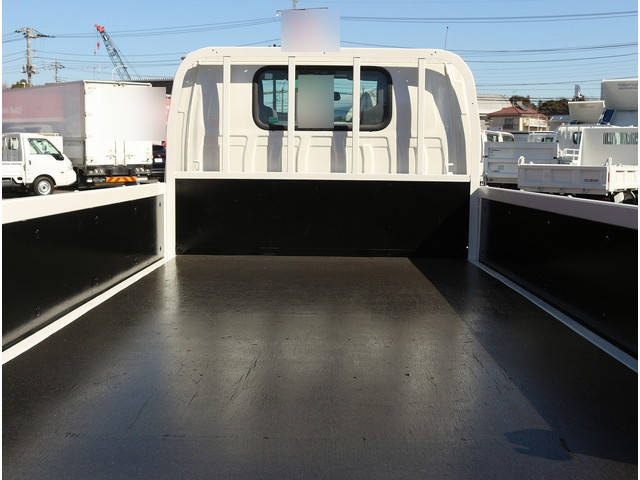 いすゞエルフ平ボディ小型（2t・3t）[写真10]