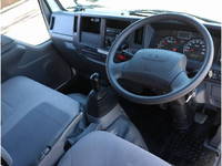 いすゞエルフ平ボディ小型（2t・3t）[写真17]