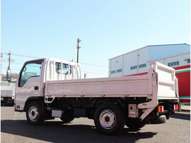 いすゞエルフ平ボディ小型（2t・3t）[写真02]