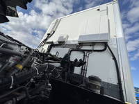 日野レンジャー冷凍車（冷蔵車）中型（4t）[写真18]