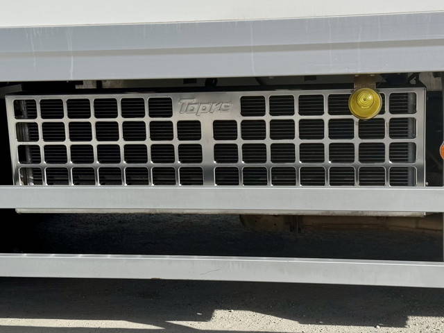 日野レンジャー冷凍車（冷蔵車）中型（4t）[写真22]