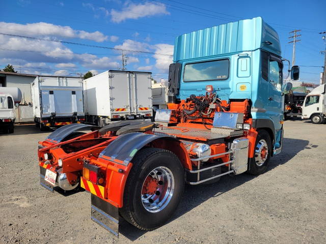 中古トレーラーヘッド（トラクターヘッド） UDトラックス 三重・富山