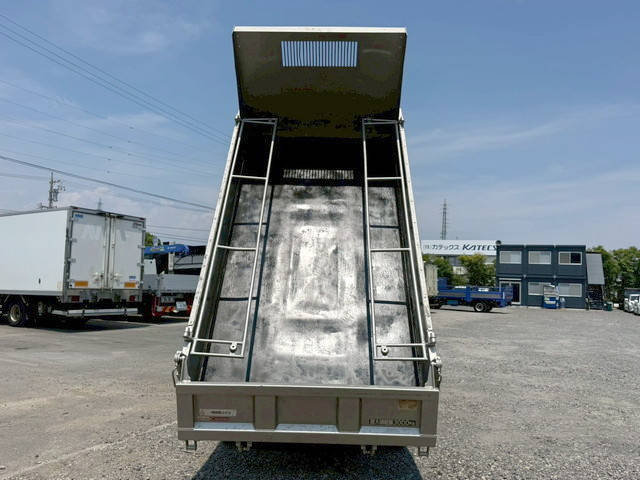 三菱ふそうキャンターダンプ小型（2t・3t）[写真10]