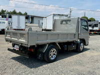 三菱ふそうキャンターダンプ小型（2t・3t）[写真02]