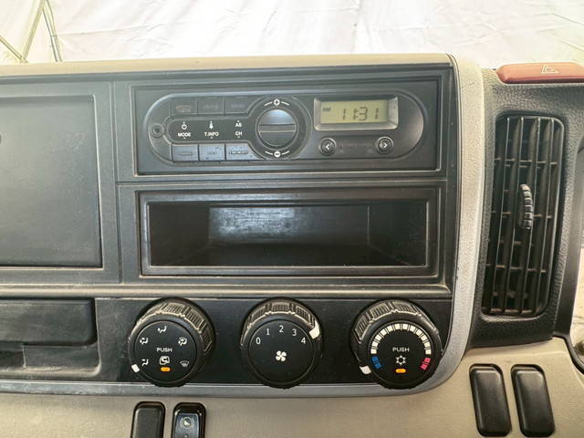 三菱ふそうキャンターダンプ小型（2t・3t）[写真38]