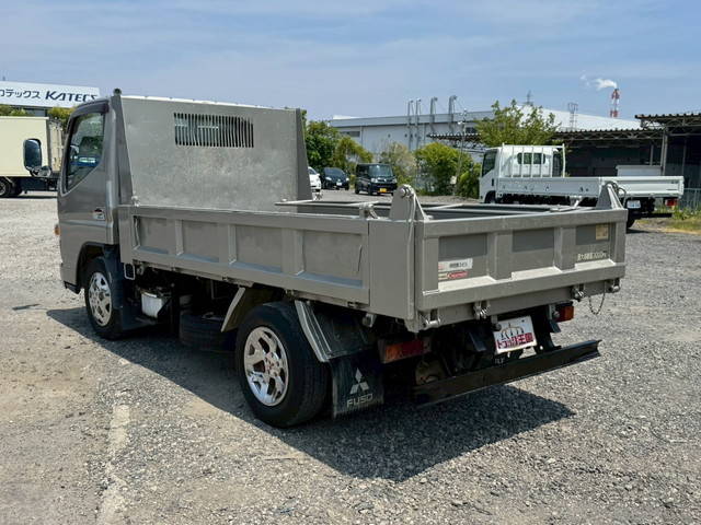 三菱ふそうキャンターダンプ小型（2t・3t）[写真04]