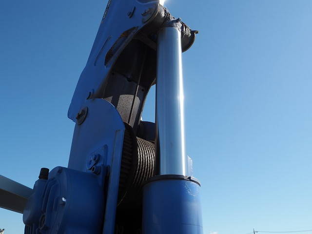 いすゞエルフクレーン3段小型（2t・3t）[写真11]