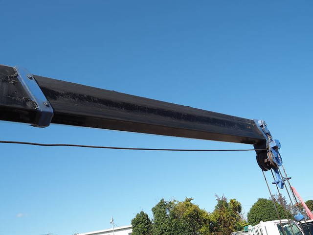 いすゞエルフクレーン3段小型（2t・3t）[写真17]